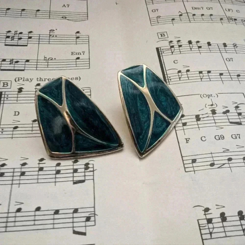 Elegant Teal Geometric Earrings